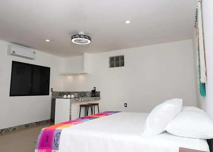Hotel Linda Vecindad 3*