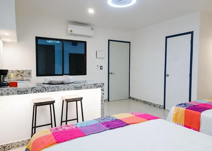 Hotel Linda Vecindad