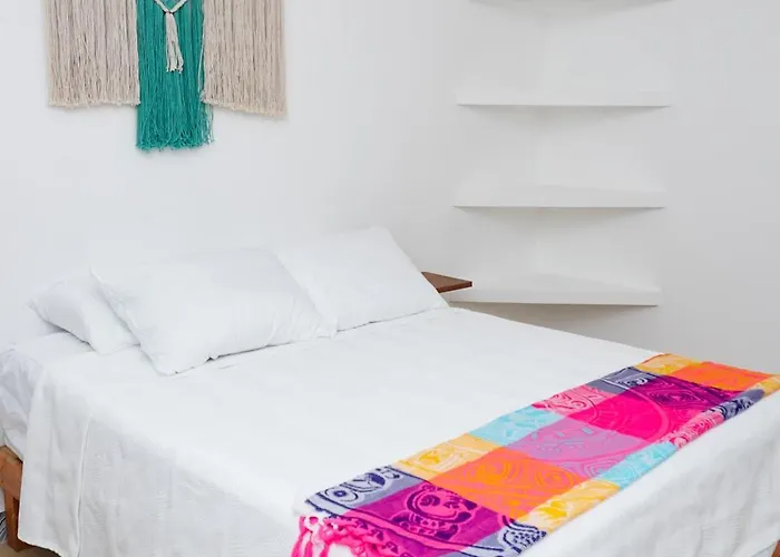 Linda Vecindad Hotel 3*