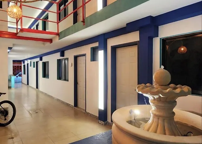 Hotel Linda Vecindad 3*